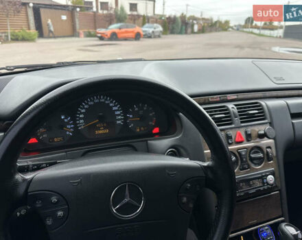 Мерседес Е-Клас 2002 у Борисполе на Automoto.ua Сірий Мерседес Е-Клас, об'ємом двигуна 2.69 л та пробігом 250 тис. км за 4200 $, фото 23 на Automoto.ua