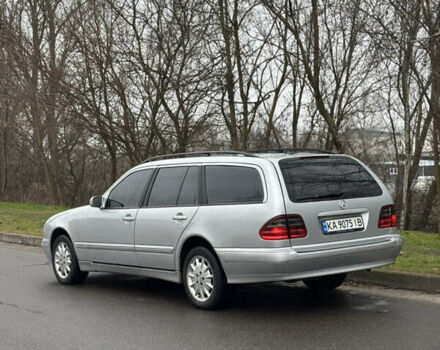 Серый Мерседес Е-Класс, объемом двигателя 2.7 л и пробегом 338 тыс. км за 4300 $, фото 3 на Automoto.ua