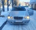 Сірий Мерседес Е-Клас, об'ємом двигуна 2 л та пробігом 340 тис. км за 3000 $, фото 1 на Automoto.ua