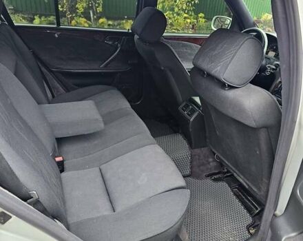 Серый Мерседес Е-Класс, объемом двигателя 2.15 л и пробегом 320 тыс. км за 4700 $, фото 13 на Automoto.ua