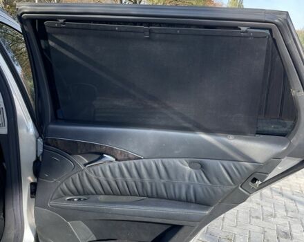 Серый Мерседес Е-Класс, объемом двигателя 3.2 л и пробегом 443 тыс. км за 3500 $, фото 11 на Automoto.ua