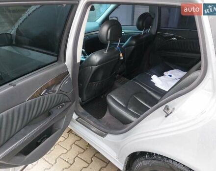 Серый Мерседес Е-Класс, объемом двигателя 2.7 л и пробегом 475 тыс. км за 5500 $, фото 13 на Automoto.ua