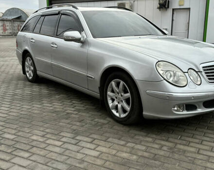 Сірий Мерседес Е-Клас, об'ємом двигуна 2.15 л та пробігом 357 тис. км за 6800 $, фото 9 на Automoto.ua