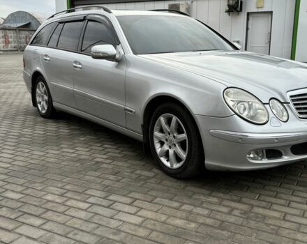 Серый Мерседес Е-Класс, объемом двигателя 2.1 л и пробегом 338 тыс. км за 6900 $, фото 9 на Automoto.ua