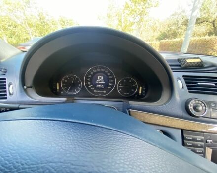 Серый Мерседес Е-Класс, объемом двигателя 3.2 л и пробегом 325 тыс. км за 6200 $, фото 6 на Automoto.ua