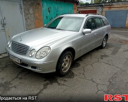 Серый Мерседес Е-Класс, объемом двигателя 2.1 л и пробегом 390 тыс. км за 4400 $, фото 1 на Automoto.ua