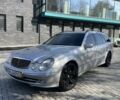Серый Мерседес Е-Класс, объемом двигателя 3.2 л и пробегом 443 тыс. км за 3500 $, фото 1 на Automoto.ua