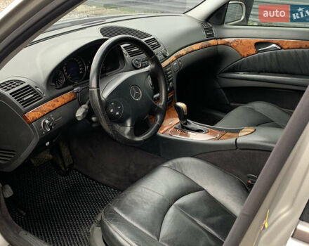 Серый Мерседес Е-Класс, объемом двигателя 3.22 л и пробегом 400 тыс. км за 6500 $, фото 6 на Automoto.ua