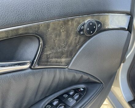 Серый Мерседес Е-Класс, объемом двигателя 3.2 л и пробегом 443 тыс. км за 3500 $, фото 15 на Automoto.ua