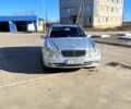 Сірий Мерседес Е-Клас, об'ємом двигуна 2.1 л та пробігом 240 тис. км за 5500 $, фото 1 на Automoto.ua