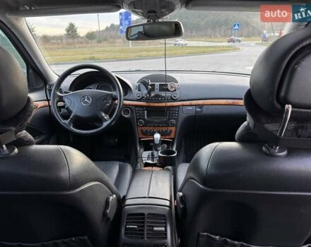 Серый Мерседес Е-Класс, объемом двигателя 2.7 л и пробегом 400 тыс. км за 6500 $, фото 24 на Automoto.ua