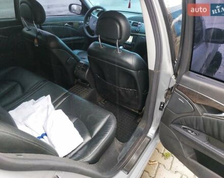 Серый Мерседес Е-Класс, объемом двигателя 2.7 л и пробегом 475 тыс. км за 5500 $, фото 12 на Automoto.ua