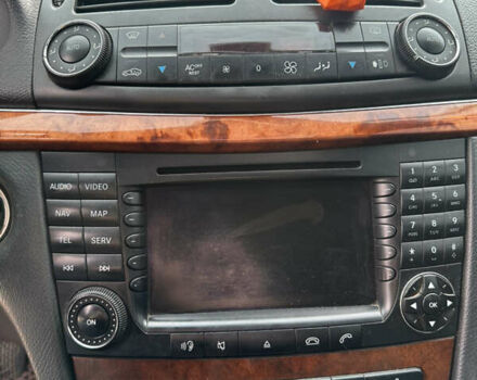 Серый Мерседес Е-Класс, объемом двигателя 2.69 л и пробегом 450 тыс. км за 5600 $, фото 11 на Automoto.ua