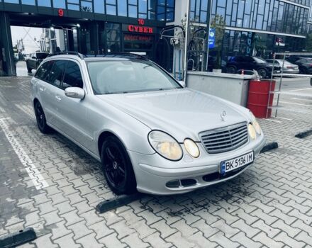 Сірий Мерседес Е-Клас, об'ємом двигуна 2.1 л та пробігом 362 тис. км за 5550 $, фото 5 на Automoto.ua