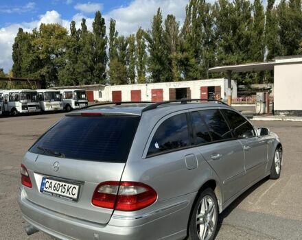 Сірий Мерседес Е-Клас, об'ємом двигуна 2.7 л та пробігом 300 тис. км за 4500 $, фото 3 на Automoto.ua