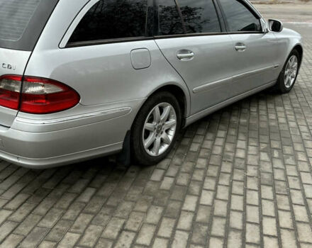 Сірий Мерседес Е-Клас, об'ємом двигуна 2.15 л та пробігом 357 тис. км за 6800 $, фото 12 на Automoto.ua