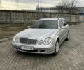Серый Мерседес Е-Класс, объемом двигателя 2.1 л и пробегом 338 тыс. км за 6900 $, фото 4 на Automoto.ua