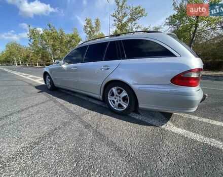 Серый Мерседес Е-Класс, объемом двигателя 3.22 л и пробегом 325 тыс. км за 6400 $, фото 9 на Automoto.ua