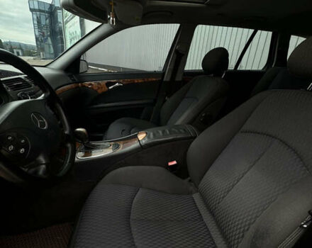 Серый Мерседес Е-Класс, объемом двигателя 2.69 л и пробегом 450 тыс. км за 5600 $, фото 13 на Automoto.ua