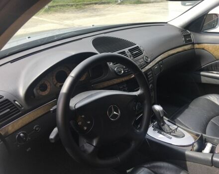 Сірий Мерседес Е-Клас, об'ємом двигуна 2.7 л та пробігом 260 тис. км за 6700 $, фото 3 на Automoto.ua