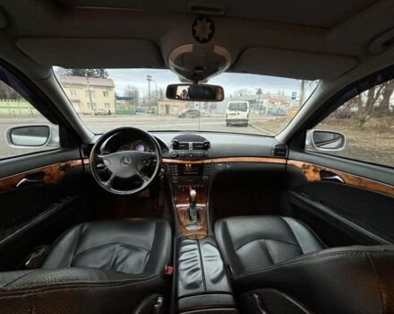 Серый Мерседес Е-Класс, объемом двигателя 2.1 л и пробегом 338 тыс. км за 6900 $, фото 20 на Automoto.ua