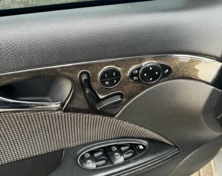 Сірий Мерседес Е-Клас, об'ємом двигуна 2.2 л та пробігом 405 тис. км за 3200 $, фото 8 на Automoto.ua