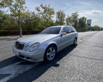 Серый Мерседес Е-Класс, объемом двигателя 3.2 л и пробегом 325 тыс. км за 6200 $, фото 7 на Automoto.ua