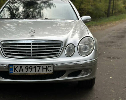 Мерседес Е-Класс 2003 в Киеве на Automoto.ua Серый Мерседес Е-Класс, объемом двигателя 2.2 л и пробегом 380 тыс. км за 5300 $, фото 4 на Automoto.ua