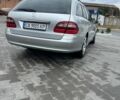 Сірий Мерседес Е-Клас, об'ємом двигуна 2.2 л та пробігом 250 тис. км за 7000 $, фото 1 на Automoto.ua