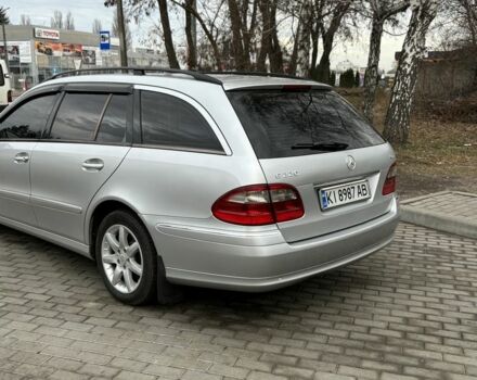 Серый Мерседес Е-Класс, объемом двигателя 2.1 л и пробегом 338 тыс. км за 6900 $, фото 2 на Automoto.ua