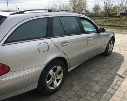 Сірий Мерседес Е-Клас, об'ємом двигуна 2.7 л та пробігом 260 тис. км за 6700 $, фото 2 на Automoto.ua