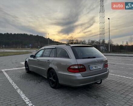 Серый Мерседес Е-Класс, объемом двигателя 2.7 л и пробегом 400 тыс. км за 6500 $, фото 3 на Automoto.ua