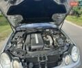 Серый Мерседес Е-Класс, объемом двигателя 3.2 л и пробегом 350 тыс. км за 5600 $, фото 17 на Automoto.ua