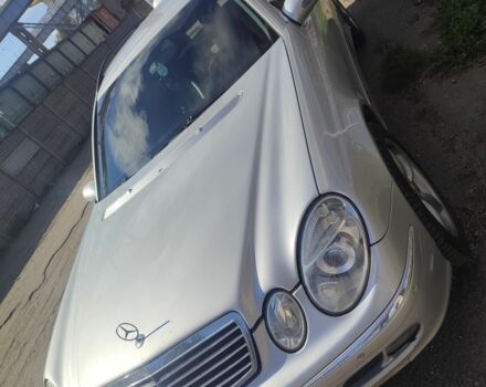 Сірий Мерседес Е-Клас, об'ємом двигуна 2.7 л та пробігом 378 тис. км за 5099 $, фото 18 на Automoto.ua