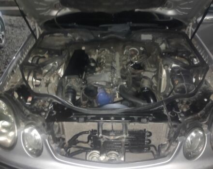 Сірий Мерседес Е-Клас, об'ємом двигуна 2.7 л та пробігом 378 тис. км за 5099 $, фото 16 на Automoto.ua