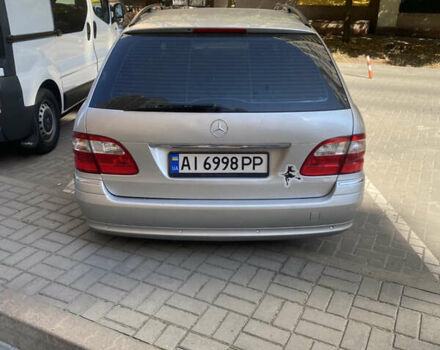 Серый Мерседес Е-Класс, объемом двигателя 2.6 л и пробегом 319 тыс. км за 6200 $, фото 3 на Automoto.ua