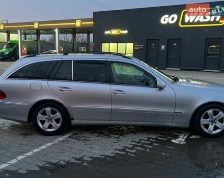 Серый Мерседес Е-Класс, объемом двигателя 2.15 л и пробегом 360 тыс. км за 4500 $, фото 1 на Automoto.ua
