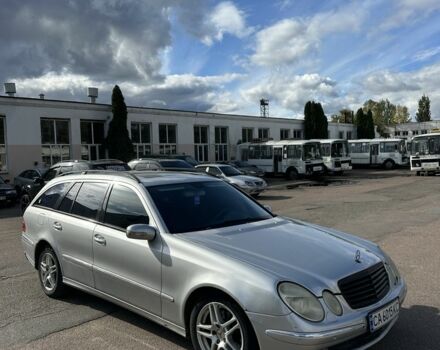 Сірий Мерседес Е-Клас, об'ємом двигуна 2.7 л та пробігом 300 тис. км за 4500 $, фото 2 на Automoto.ua