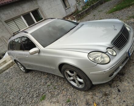 Сірий Мерседес Е-Клас, об'ємом двигуна 2.7 л та пробігом 378 тис. км за 5099 $, фото 1 на Automoto.ua