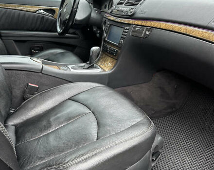 Серый Мерседес Е-Класс, объемом двигателя 3.22 л и пробегом 380 тыс. км за 5999 $, фото 12 на Automoto.ua