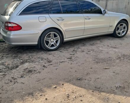 Серый Мерседес Е-Класс, объемом двигателя 2.1 л и пробегом 285 тыс. км за 6770 $, фото 5 на Automoto.ua