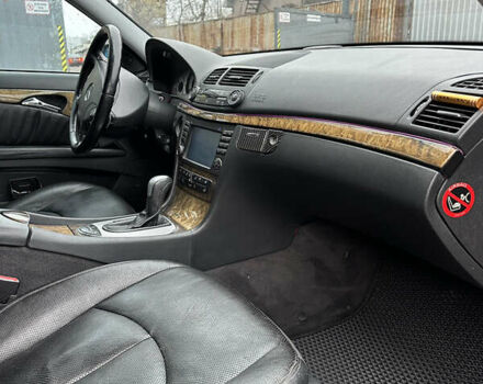 Серый Мерседес Е-Класс, объемом двигателя 3.22 л и пробегом 380 тыс. км за 5999 $, фото 13 на Automoto.ua