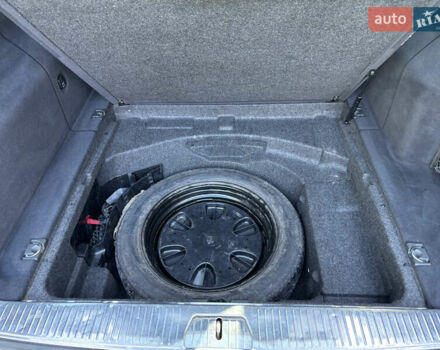 Сірий Мерседес Е-Клас, об'ємом двигуна 2.69 л та пробігом 433 тис. км за 7600 $, фото 18 на Automoto.ua