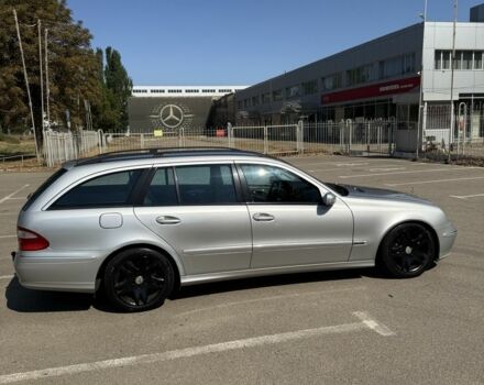 Серый Мерседес Е-Класс, объемом двигателя 3.2 л и пробегом 320 тыс. км за 3000 $, фото 1 на Automoto.ua