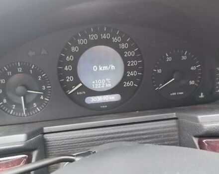 Серый Мерседес Е-Класс, объемом двигателя 2.15 л и пробегом 302 тыс. км за 6600 $, фото 22 на Automoto.ua