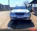 Серый Мерседес Е-Класс, объемом двигателя 3.2 л и пробегом 400 тыс. км за 5700 $, фото 1 на Automoto.ua