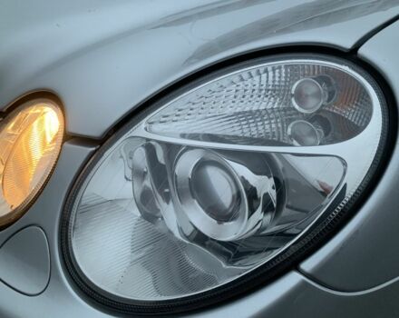 Сірий Мерседес Е-Клас, об'ємом двигуна 2 л та пробігом 240 тис. км за 7750 $, фото 4 на Automoto.ua