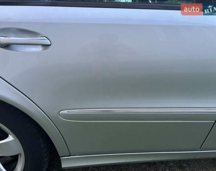 Сірий Мерседес Е-Клас, об'ємом двигуна 2.69 л та пробігом 433 тис. км за 7600 $, фото 5 на Automoto.ua