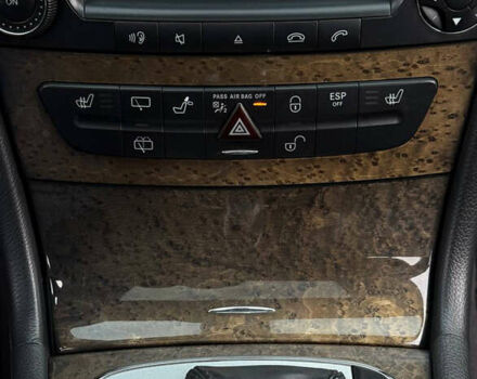 Серый Мерседес Е-Класс, объемом двигателя 3.22 л и пробегом 260 тыс. км за 8500 $, фото 11 на Automoto.ua