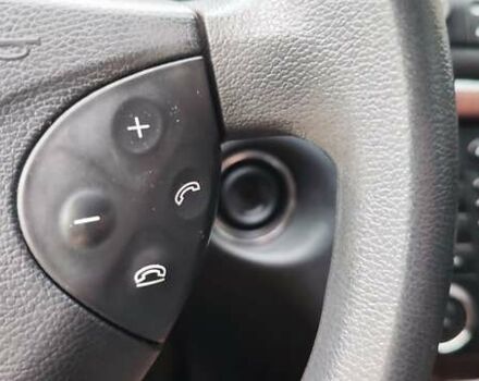 Серый Мерседес Е-Класс, объемом двигателя 2.15 л и пробегом 302 тыс. км за 6600 $, фото 6 на Automoto.ua